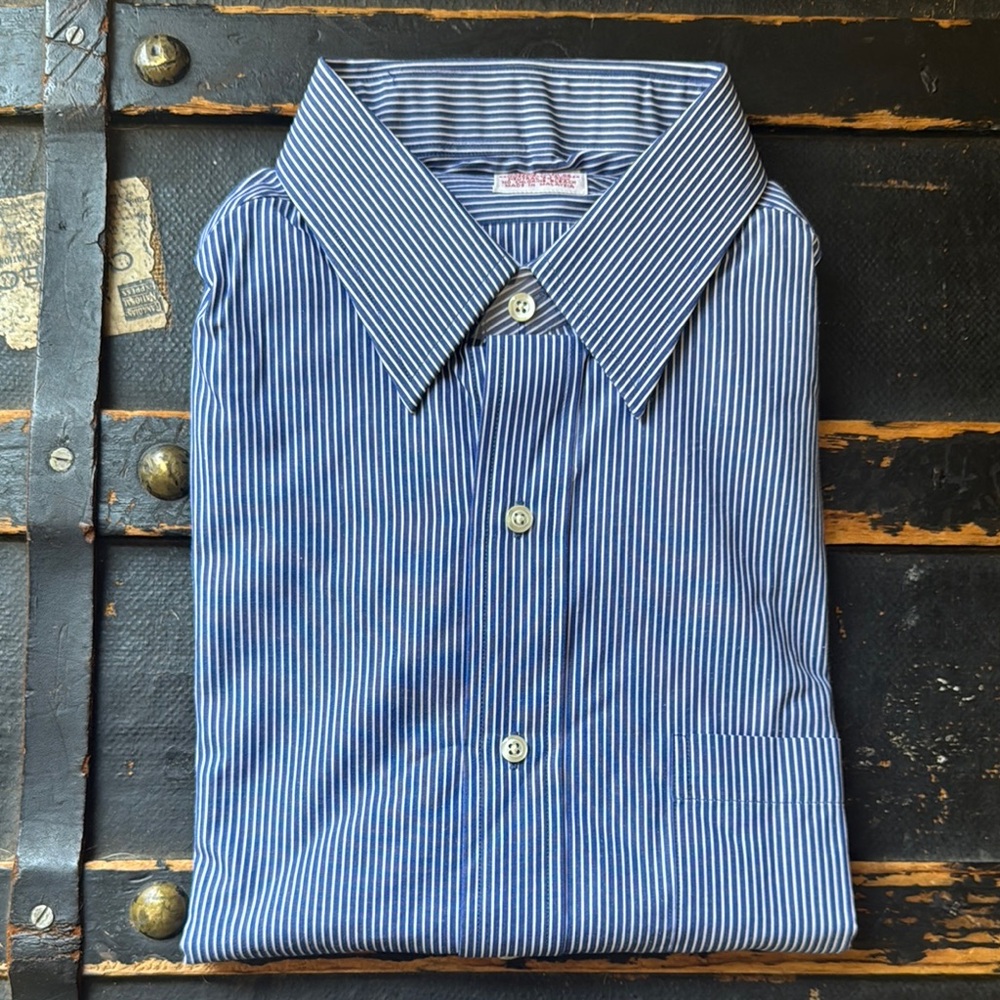 (M-L)Brooks Brothers Blue Striped Shirt